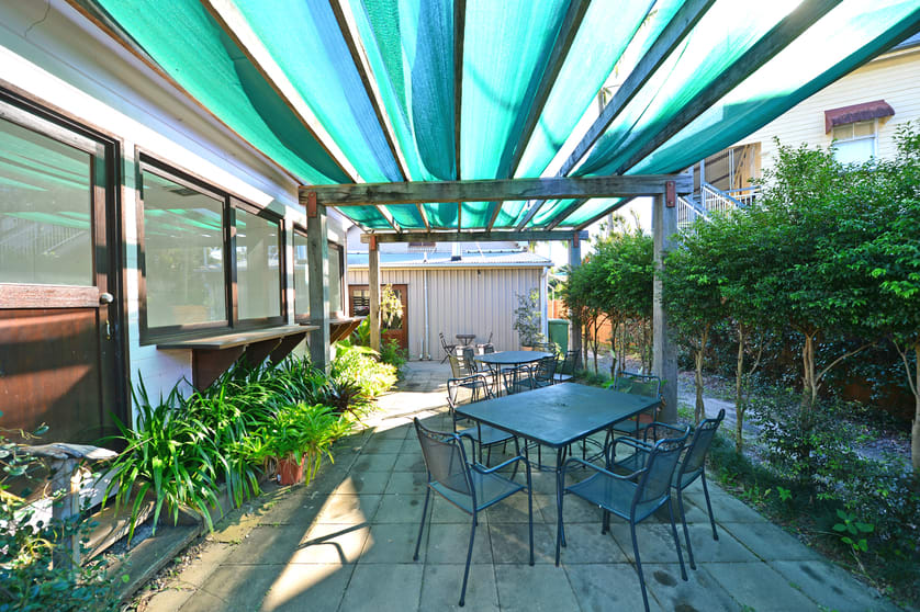 Click to view all images 2 Memorial Avenue Pomona QLD 4568 - Image 2
