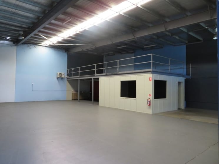 Click to view all images 12/25-29 Transport Avenue Paget QLD 4740 - Image 2