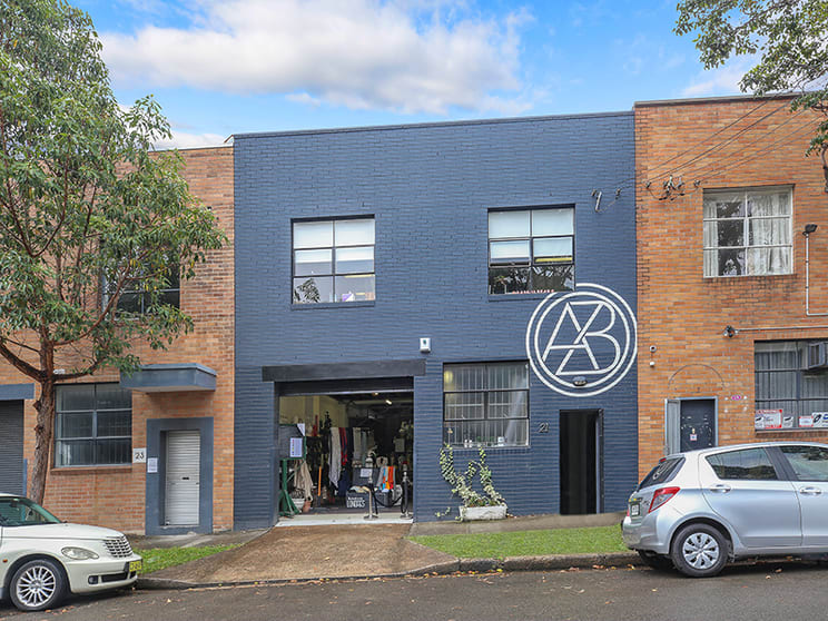 Click to view all images 21 McCauley Street Alexandria NSW 2015 - Image 1