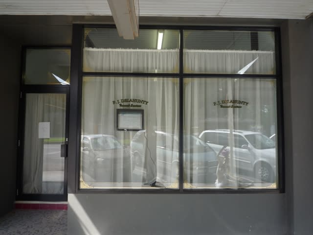 Click to view all images 237 Commercial Road Yarram VIC 3971 - Image 2
