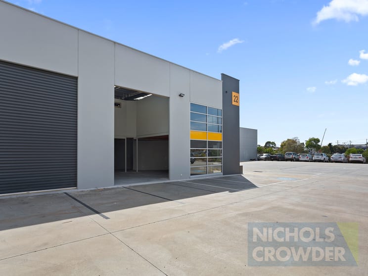Click to view all images 22/47 Wangara Road Cheltenham VIC 3192 - Image 3