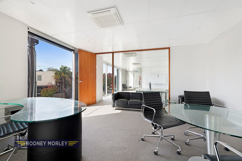 2/74 Kooyong Road Caulfield North VIC 3161 - Image 3