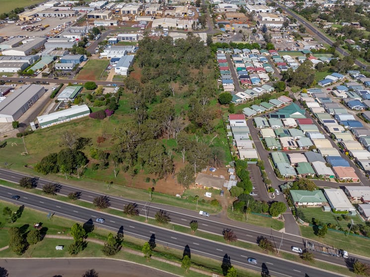 518 Bridge Street Wilsonton QLD 4350 - Image 3