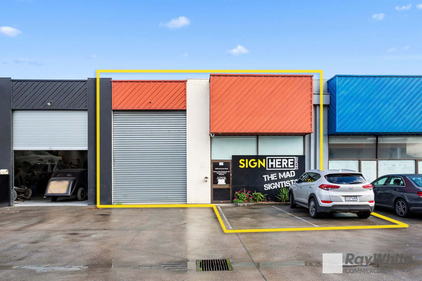 Click to view all images 2/202 Governor Road Braeside VIC 3195 - Image 1