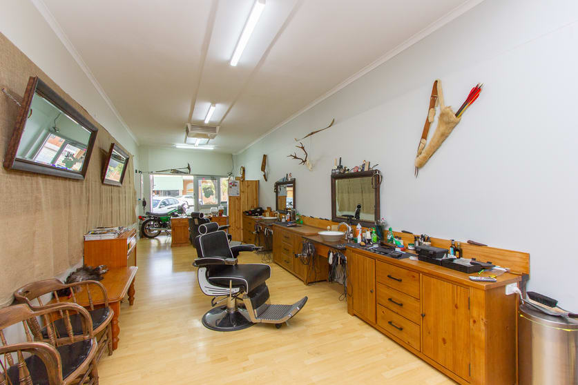 Click to view all images 97 East Street Narrandera NSW 2700 - Image 2