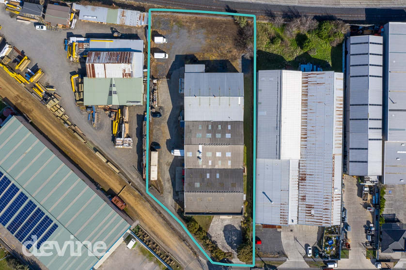 Click to view all images 18 Knoll Street Glenorchy TAS 7010 - Image 1