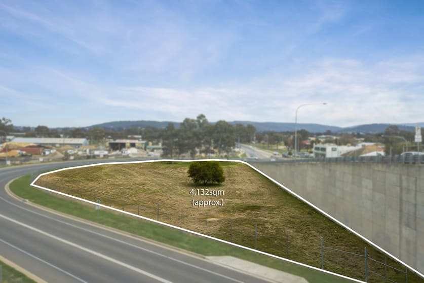 Click to view all images 901 Carcoola Street North Albury NSW 2640 - Image 1