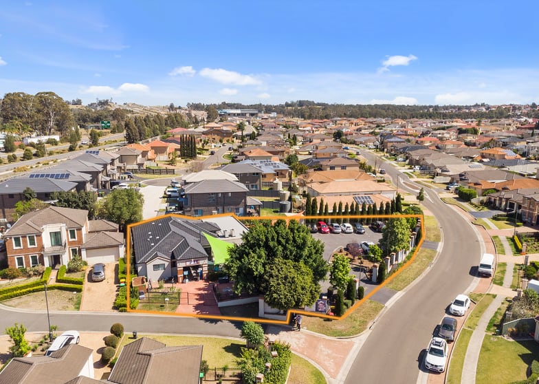 Click to view all images 75 Joshua Moore Drive Horningsea Park NSW 2171 - Image 1