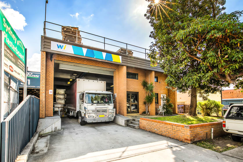 Click to view all images 37-39 Chard Road Brookvale NSW 2100 - Image 2