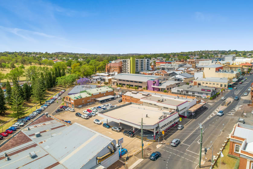 28-32 Neil Street Toowoomba City QLD 4350 - Image 1