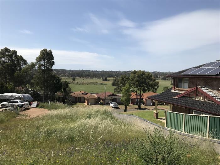Click to view all images 43c Carnarvon Street Bow Bowing NSW 2566 - Image 1