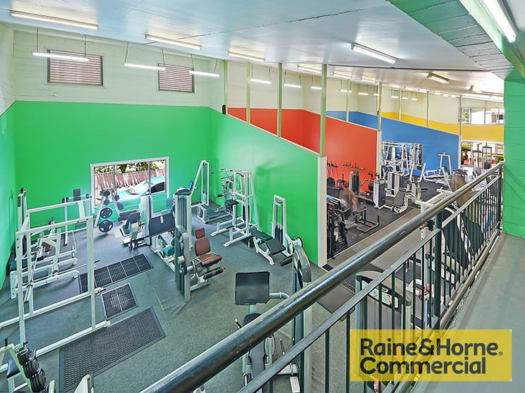 Click to view all images Stafford QLD 4053 - Image 3