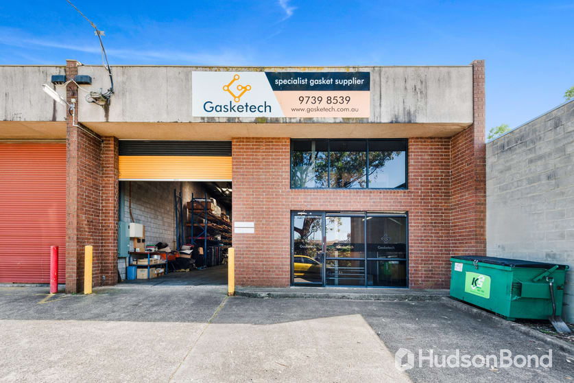 2/10 London Drive Bayswater VIC 3153 - Image 2