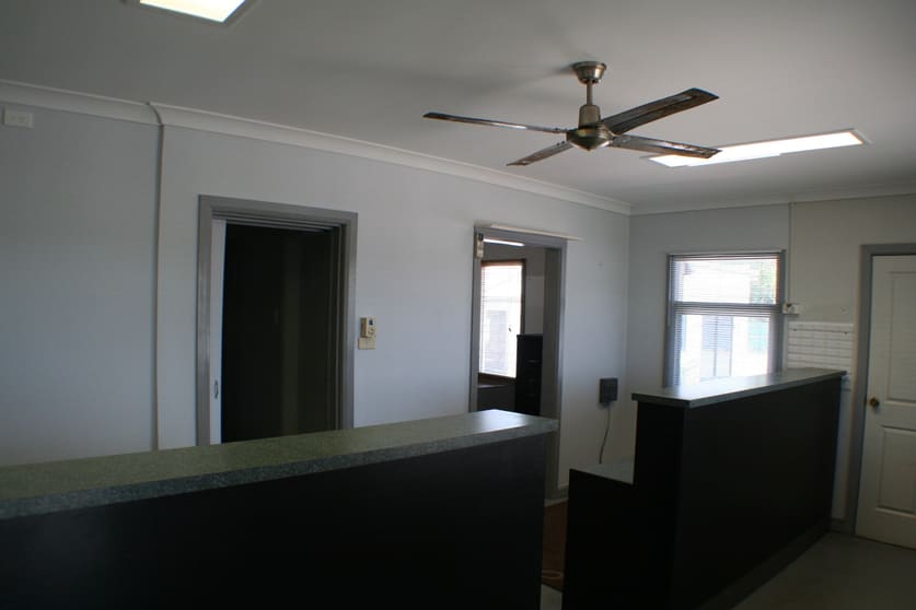 Click to view all images 265 Spence Street Bungalow QLD 4870 - Image 3