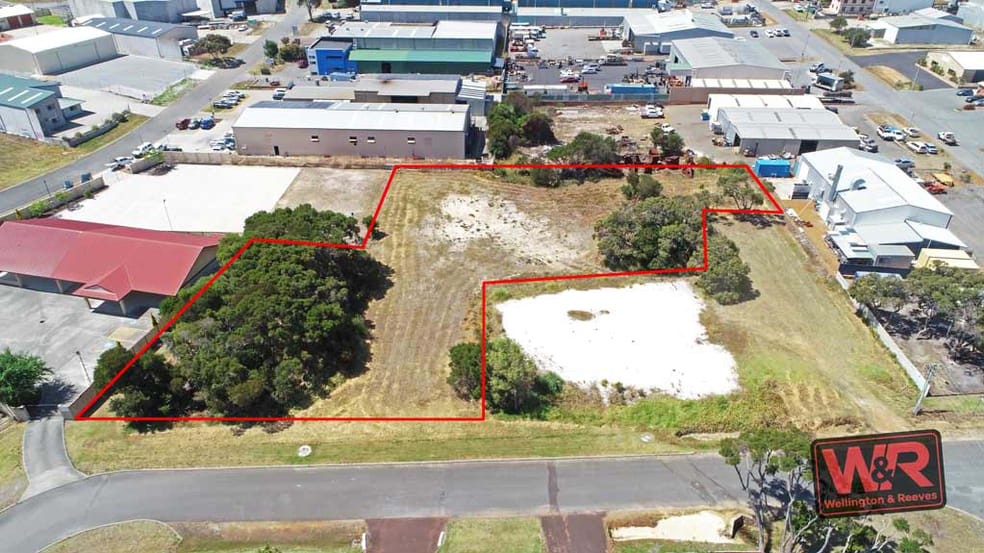 Click to view all images 28 Richard Street Milpara WA 6330 - Image 2