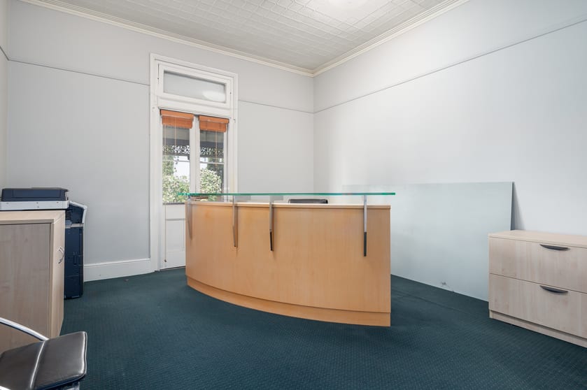 Click to view all images Level 1, Suite 2/100 George Street Singleton NSW 2330 - Image 2