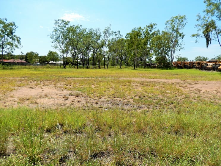 Click to view all images 66 Briggs Road Raceview QLD 4305 - Image 3