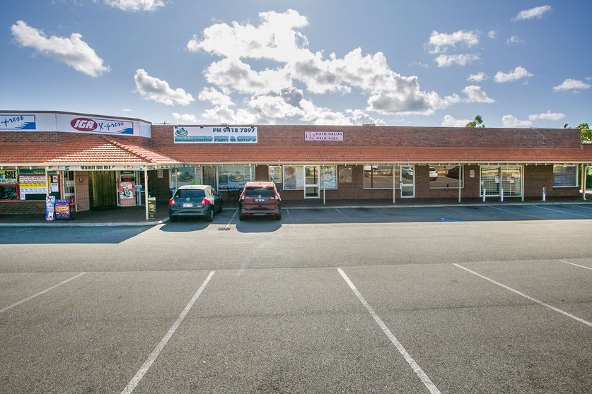 Click to view all images 3 & 4/35 Southwell Crescent Hamilton Hill WA 6163 - Image 2