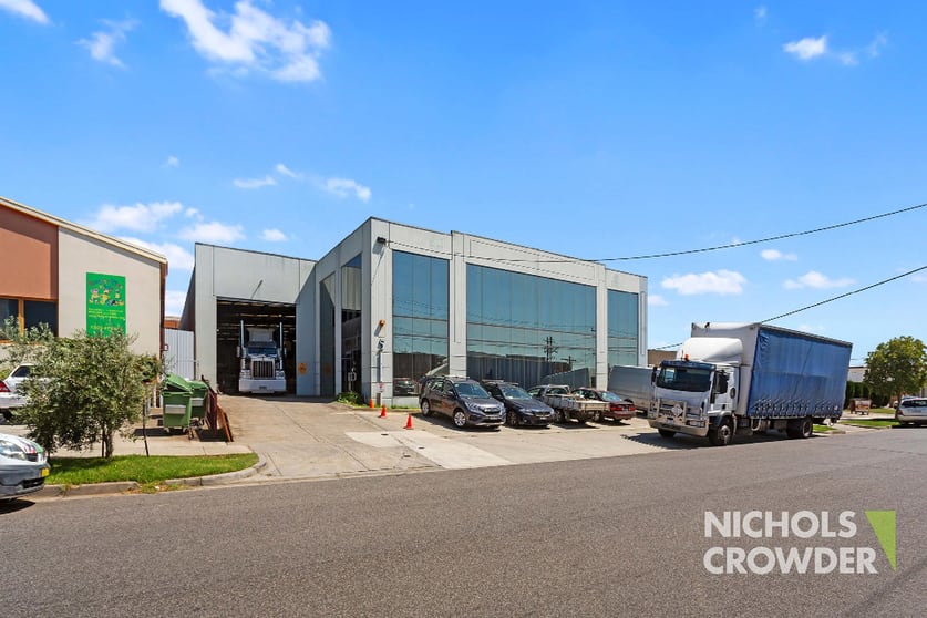 Click to view all images 5 Lennox Street Moorabbin VIC 3189 - Image 1
