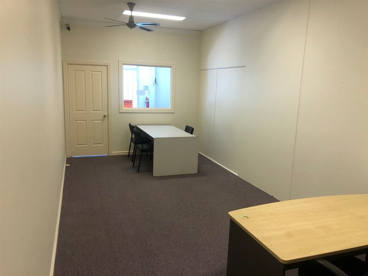 7/3 Goddard St Rockingham WA 6168 - Image 2