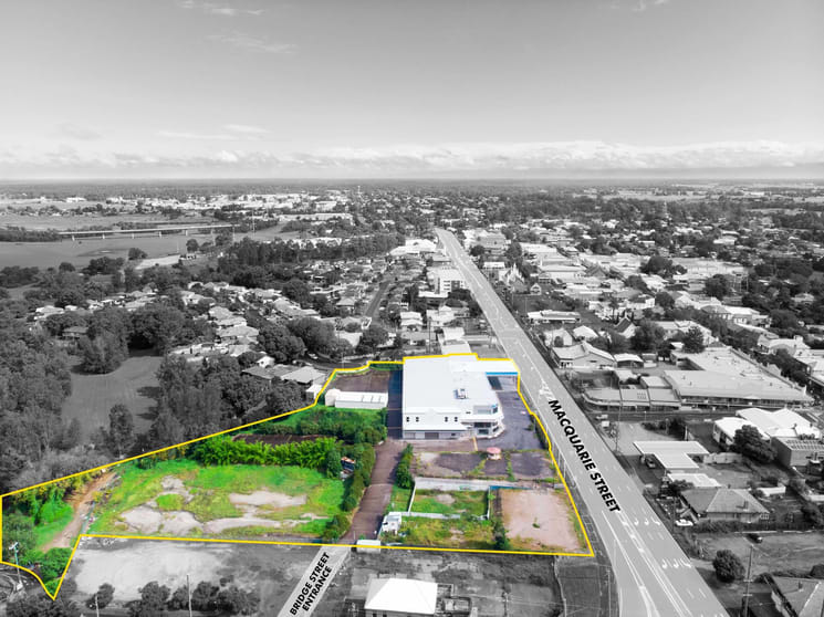 Click to view all images 6, 8 & 18 Macquarie Street & 27 Bridge Street Windsor NSW 2756 - Image 2