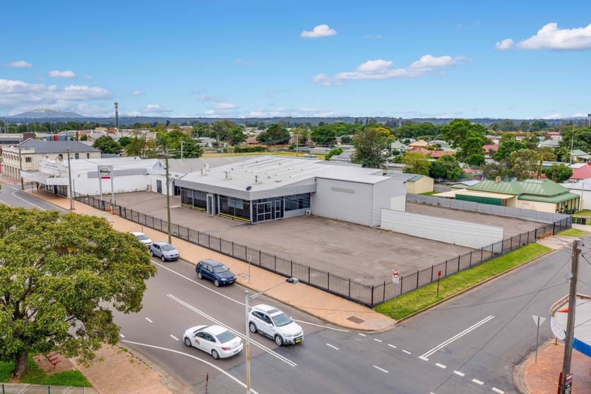 Click to view all images 31 & 47-49 John Street Singleton NSW 2330 - Image 1