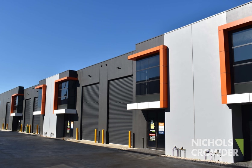 Click to view all images 62 Axis Crescent Dandenong South VIC 3175 - Image 2