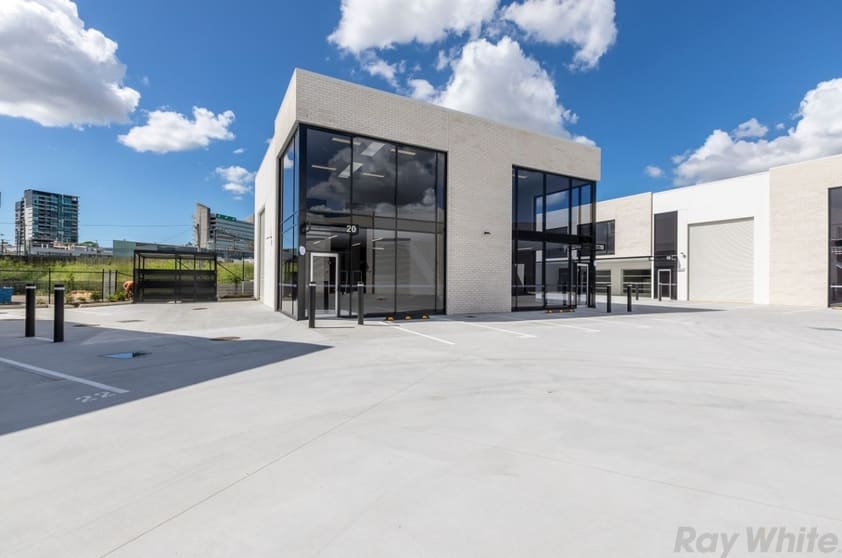 Click to view all images 19/37 McDonald Road Windsor QLD 4030 - Image 1