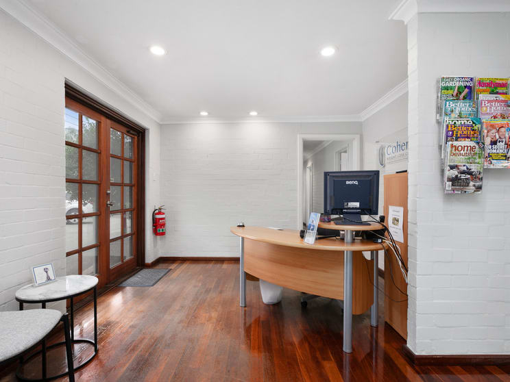 Click to view all images 166 Riseley Street Booragoon WA 6154 - Image 2