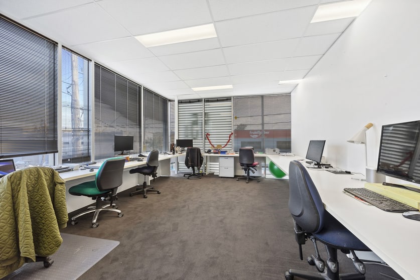 Click to view all images 55A Stubbs Street Kensington VIC 3031 - Image 2