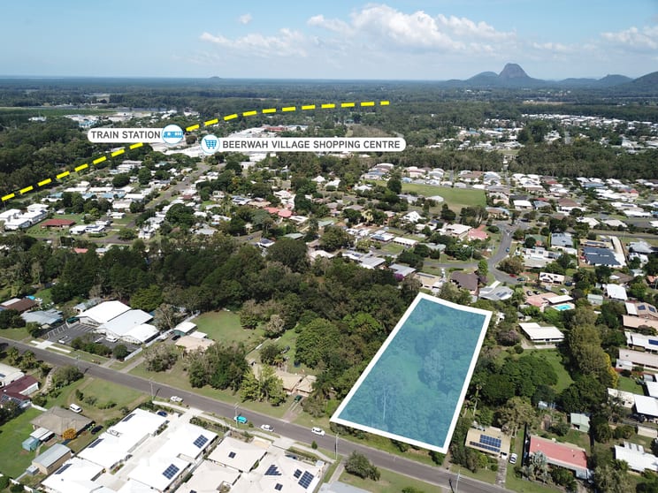 Click to view all images 16 Greber Road Beerwah QLD 4519 - Image 1