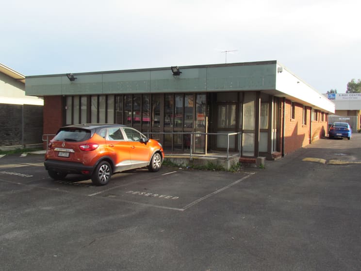Click to view all images 390-392 High Street Melton VIC 3337 - Image 1
