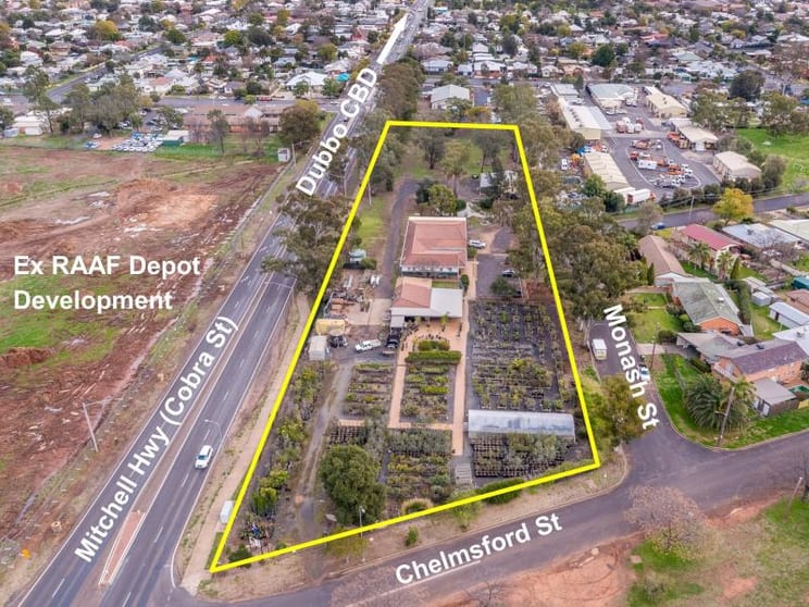 Click to view all images 2 Monash Street, Mitchell Hwy Dubbo NSW 2830 - Image 1