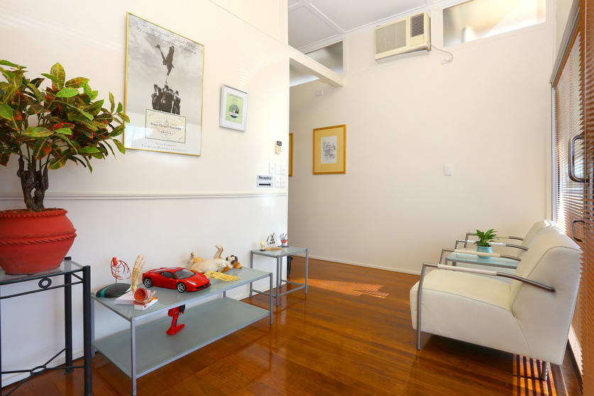 Click to view all images 332 Waterworks Road Ashgrove QLD 4060 - Image 2