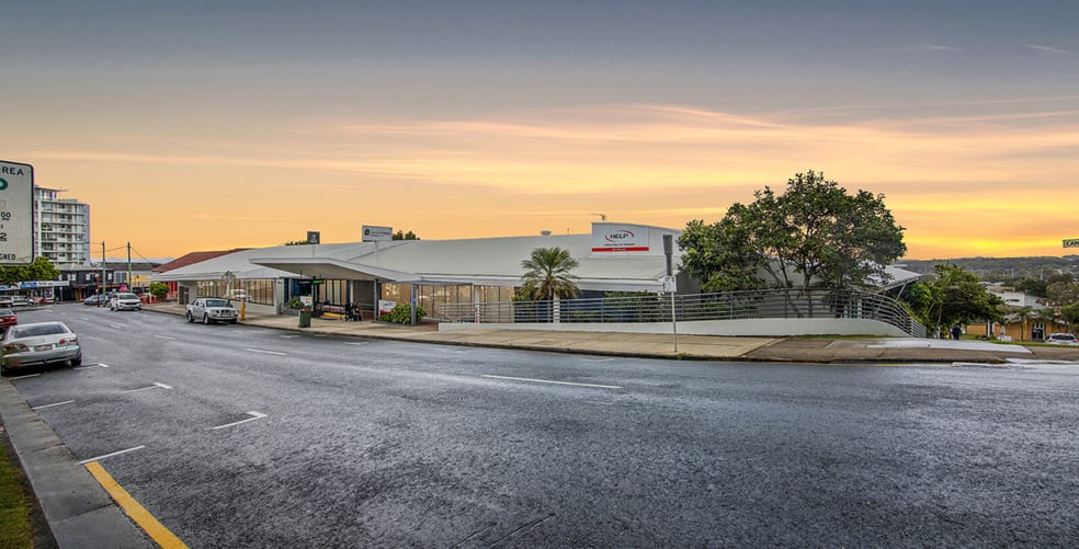 Click to view all images 54 Canberra Terrace Caloundra QLD 4551 - Image 1