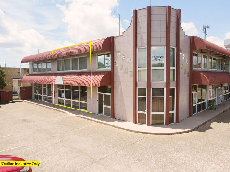 Click to view all images Unit 2/104 Compton Road Woodridge QLD 4114 - Image 1