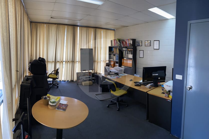 Click to view all images 17/17A AMAX AVENUE Girraween NSW 2145 - Image 2
