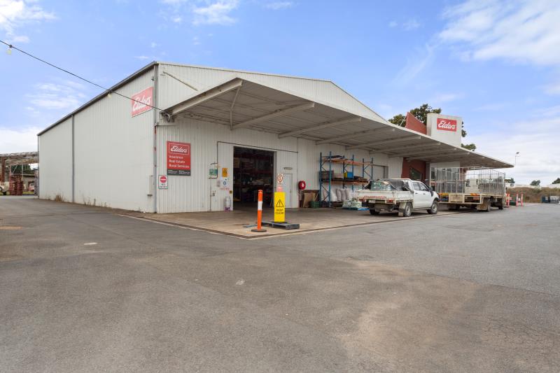 Click to view all images Whole property/80 George Street Scottsdale TAS 7260 - Image 3