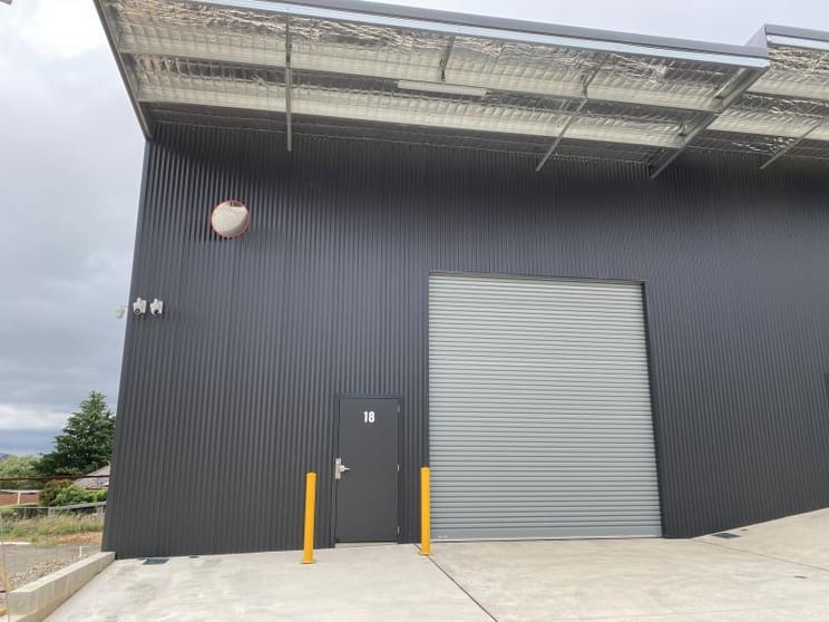 Click to view all images Unit 18/5 Ralston Drive Orange NSW 2800 - Image 1