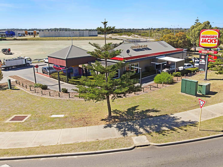 Click to view all images Corner Port Kennedy Drive & Warnbro Sound Avenue Port Kennedy WA 6172 - Image 3
