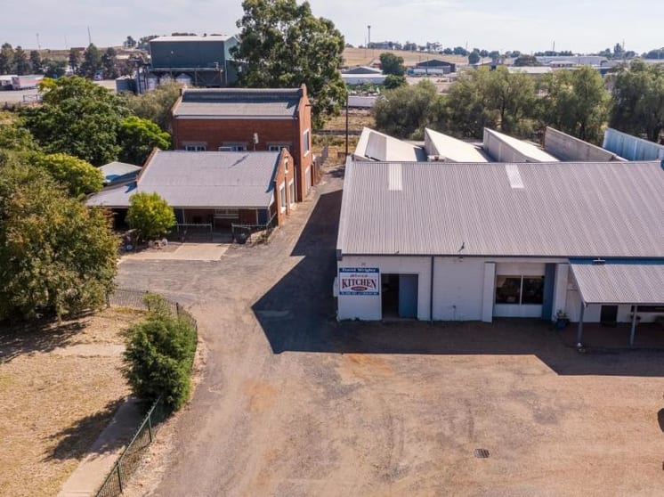 Click to view all images 21 Depot Road Dubbo NSW 2830 - Image 1