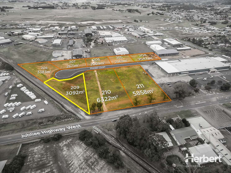 Click to view all images Lot 209/ FRASER COURT ALLOTMENTS Mount Gambier SA 5290 - Image 1