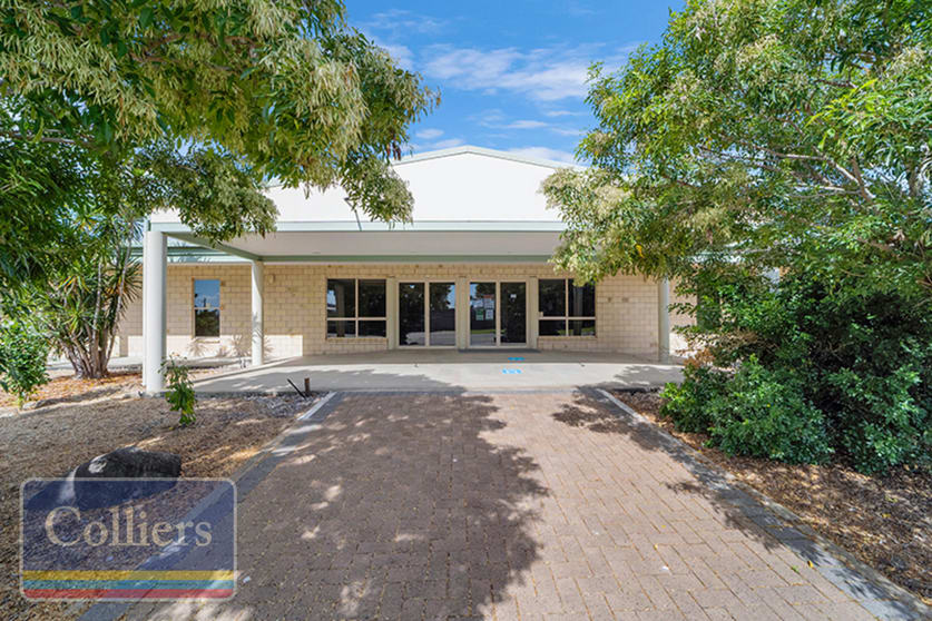 Click to view all images 16 Jurekey Street Cluden QLD 4811 - Image 2