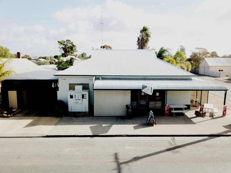 Click to view all images 7 Fourth Street Morgan SA 5320 - Image 1