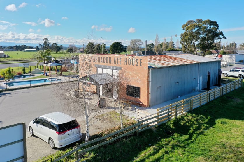 Click to view all images 4 Rollo Street Yarragon VIC 3823 - Image 3