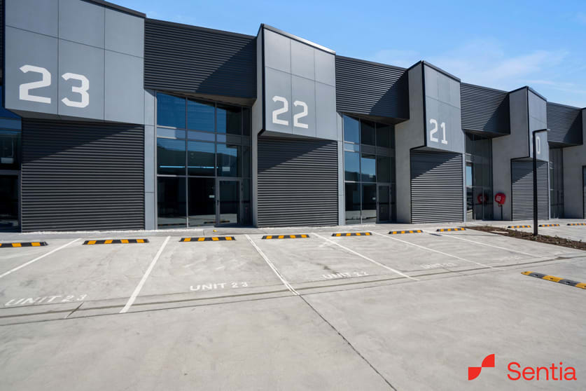Click to view all images Limited industrial for lease/61 Sheppard Street Hume ACT 2620 - Image 2