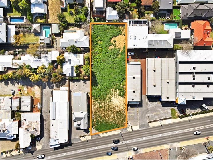 Click to view all images 217 - 219 Stirling Highway Claremont WA 6010 - Image 3