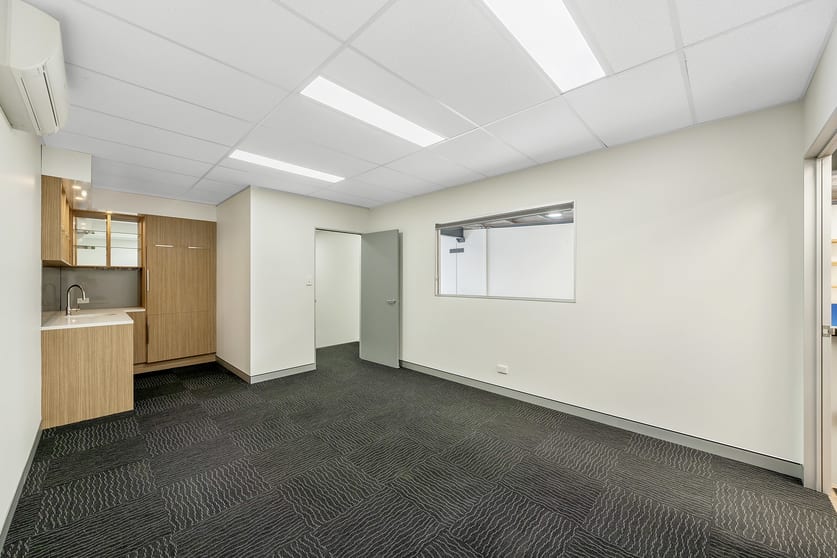 4/5 Expansion Street Molendinar QLD 4214 - Image 3