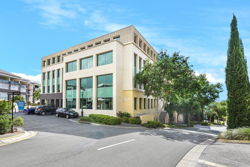 Click to view all images 3027 The Boulevard Carrara QLD 4211 - Image 3