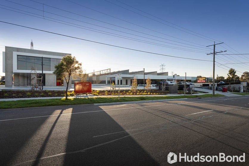 Click to view all images B45/93A Heatherdale Road Ringwood VIC 3134 - Image 1